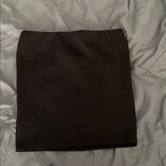 Black short pencil skirt - Picture 2 of 2